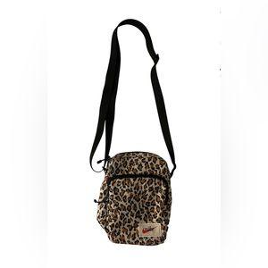 NIKE • Heritage Leopard Print Crossbody Bag  Cheetah Print